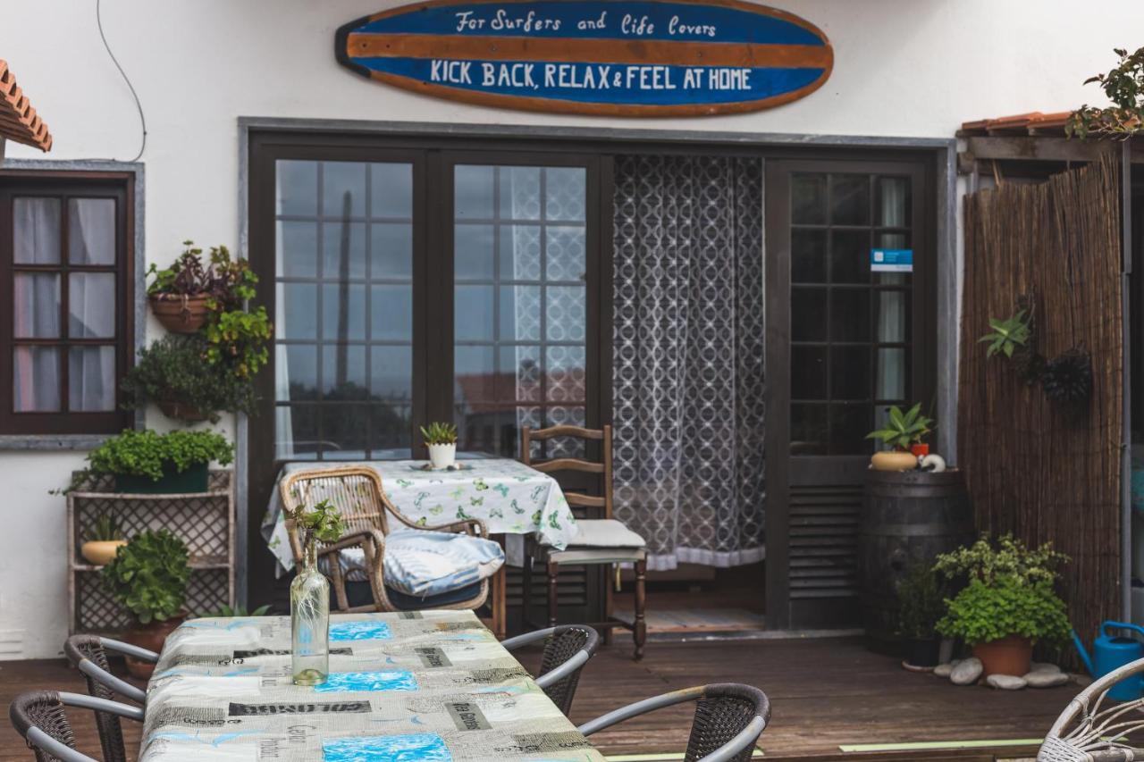 Ericeira Chill Hill Hostel & Private Rooms - Peach Garden Exterior photo