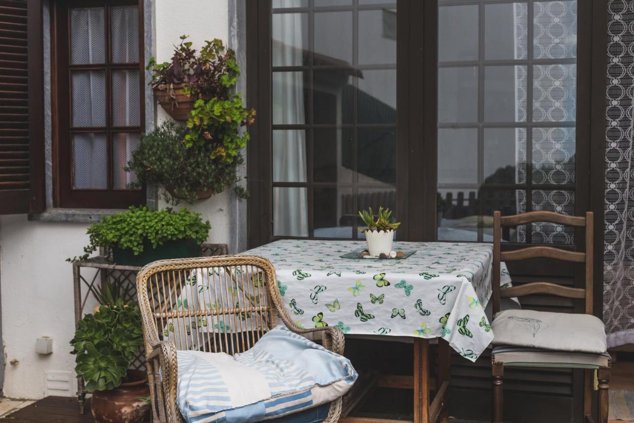 Ericeira Chill Hill Hostel & Private Rooms - Peach Garden Exterior photo